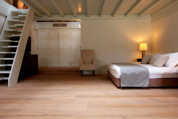 W.02-Hotel-Poseidon-Spetses-Griekenland-Dennebos-Flooring-2
